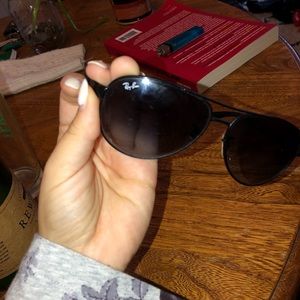 Black Ray Bans
